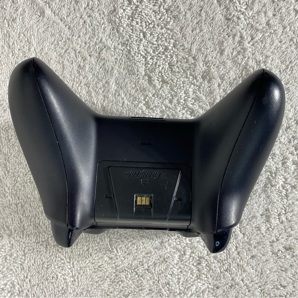 Xbox One Wireless Controller - Picture 10 of 13